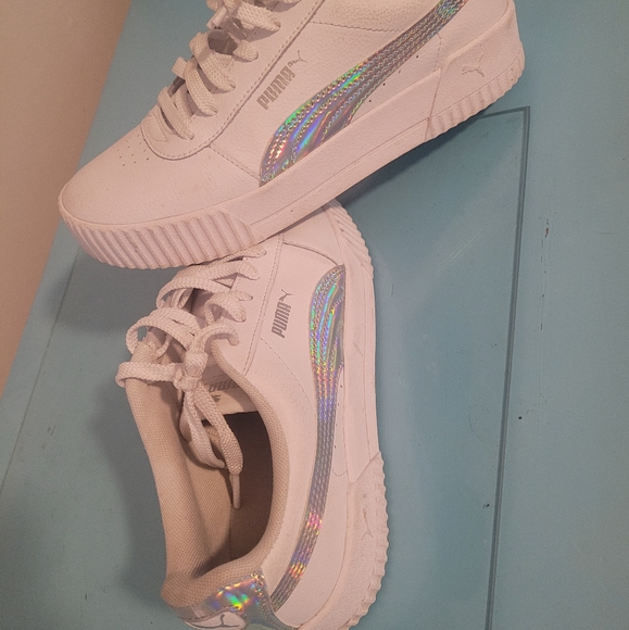 Shoes - Picture 4 of 4